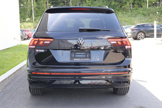 Volkswagen Tiguan Comfortline R-Line Black Edition, Toit ouvrant, 2022 à Mascouche, Québec - 6 - w320h240px