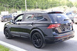 Volkswagen Tiguan Comfortline R-Line Black Edition, Toit ouvrant, 2022 à Mascouche, Québec - 5 - w320h240px
