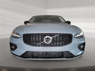 Volvo S60 B5 AWD PLUS DARK 2.0L 4 roues motrices 2024