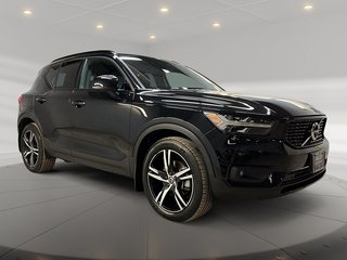 Volvo XC40 T5 R-DESIGN TOIT PANO NAV 4RM 2.0L 4 roues motrices 2021