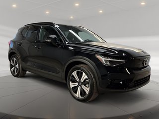 Volvo XC40 TWIN RECHARGE PLUS TOIT PANO NAV 4RM MOTEUR ÉLECTRIQUE 4 roues motrices 2023