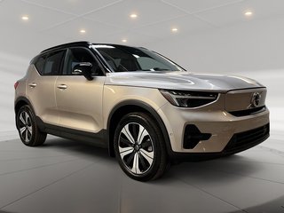 2023 Volvo XC40 TWIN RECHARGE PLUS  TOIT PANO NAV 4RM Electric Motor All Wheel Drive