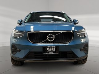 Volvo XC40 B5 CORE HYBRID CUIR NAV 4RM 2.0L 4 roues motrices 2023