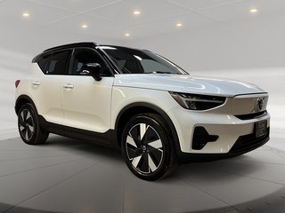 Volvo XC40 TWIN RECHARGE CORE NAV 4RM MOTEUR ÉLECTRIQUE 4 roues motrices 2024