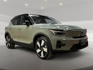 Volvo XC40 RECHARGE ULTIMATE TOIT PANO MOTEUR ÉLECTRIQUE Propulsion 2024