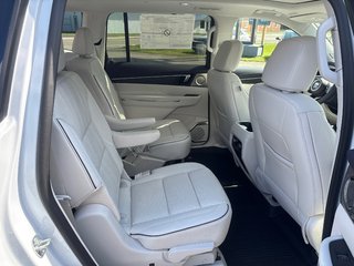 2027 Buick Enclave Avenir in New Richmond, Quebec - 6 - w320h240px