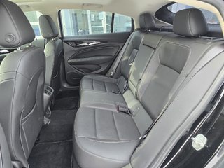 2020 Buick REGAL Essence in New Richmond, Quebec - 6 - w320h240px