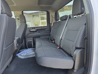 Chevrolet Silverado 2500 HD LT 2026 à New Richmond, Québec - 6 - w320h240px