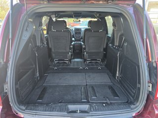 2017 Dodge CARAVAN SE SXT in New Richmond, Quebec - 6 - w320h240px