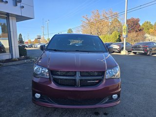 2017 Dodge CARAVAN SE SXT in New Richmond, Quebec - 3 - w320h240px