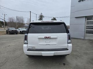 GMC Yukon SLT 2016 à New Richmond, Québec - 4 - w320h240px