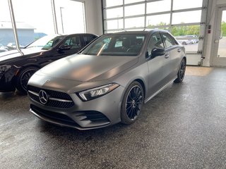 2022 Mercedes-Benz A-Class A 220 4matic magno grey 19000km !!!