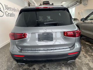 2025 Mercedes-Benz GLB 250 4MATIC SUV