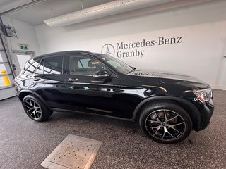 2022 Mercedes-Benz GLC 300 AWD