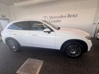 2026 Mercedes-Benz GLC 300 4 matic