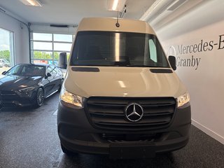 2025 Mercedes-Benz Sprinter 2500 144 Wheelbase High Roof RWD