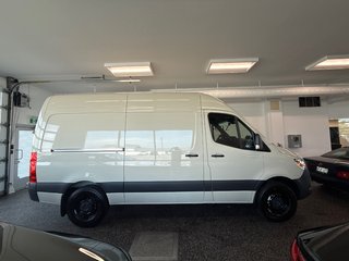 2025 Mercedes-Benz Sprinter 2500 144 Wheelbase High Roof RWD