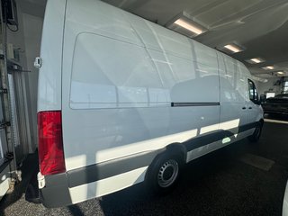 2021 Mercedes-Benz Sprinter Cargo Van 2500 170