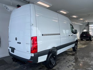 2026 Mercedes-Benz Sprinter Crew Van 2500 Standard Roof I4 Diesel HO 144 AWD
