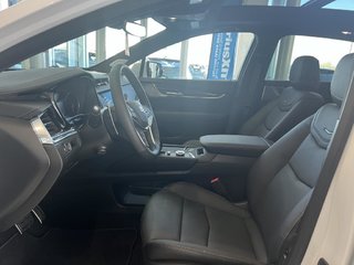 2024  XT5 Sport in Laval, Quebec - 5 - w320h240px