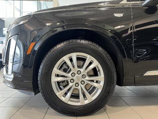 2022  XT6 Luxury 2.0T Awd,7 Passagers,Toit Panoramique in Laval, Quebec - 3 - w320h240px