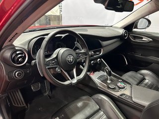 Alfa Romeo GIULIA  2019 à Montréal, Québec - 10 - w320h240px