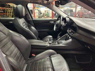 Alfa Romeo GIULIA  2019 à Montréal, Québec - 18 - w320h240px