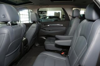 2020 Buick Enclave in Montreal, Quebec - 3 - w320h240px