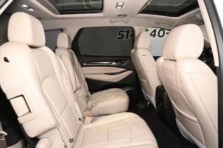 Buick Enclave  2023 à Montréal, Québec - 6 - w320h240px