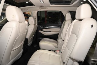Buick Enclave  2023 à Montréal, Québec - 8 - w320h240px