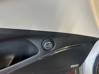 2023 Buick ENCLAVE in Montreal, Quebec - 11 - w320h240px