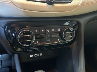 Buick ENCORE GX  2021 à Montréal, Québec - 12 - w320h240px