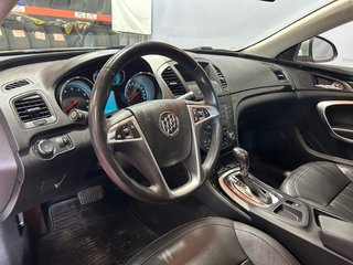 2011 Buick Regal in Montreal, Quebec - 6 - w320h240px