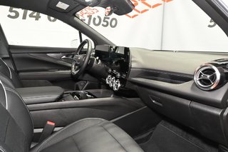 Chevrolet Blazer  2024 à Montréal, Québec - 7 - w320h240px