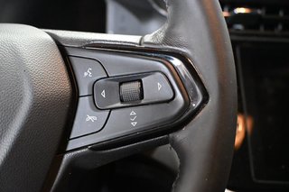 Chevrolet BOLT EUV  2023 à Montréal, Québec - 9 - w320h240px
