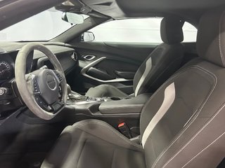 Chevrolet CAMARO  2023 à Montréal, Québec - 8 - w320h240px
