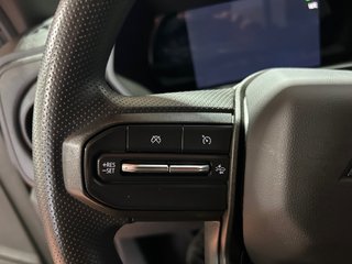 Chevrolet Colorado  2023 à Montréal, Québec - 8 - w320h240px