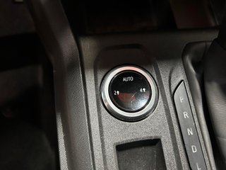 Chevrolet Colorado  2023 à Montréal, Québec - 10 - w320h240px