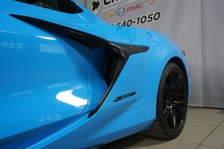 Chevrolet Corvette  2023 à Montréal, Québec - 6 - w320h240px