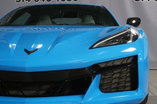 Chevrolet Corvette  2023 à Montréal, Québec - 10 - w320h240px