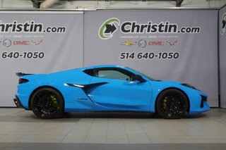 Chevrolet Corvette  2023 à Montréal, Québec - 35 - w320h240px