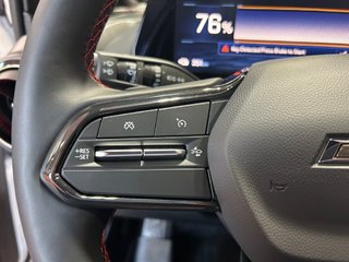 2024 Chevrolet Equinox EV in Montreal, Quebec - 11 - w320h240px