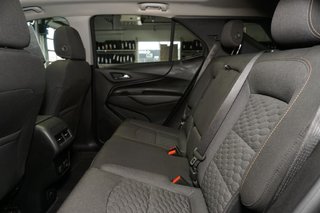 Chevrolet Equinox  2018 à Montréal, Québec - 3 - w320h240px