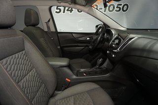 Chevrolet Equinox  2018 à Montréal, Québec - 12 - w320h240px