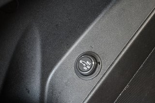 2020 Chevrolet Equinox in Montreal, Quebec - 8 - w320h240px