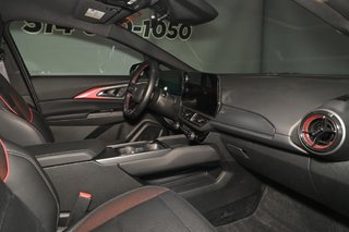 Chevrolet Equinox  2025 à Montréal, Québec - 12 - w320h240px
