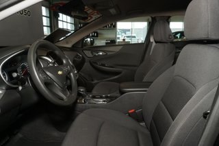 2023 Chevrolet Malibu in Montreal, Quebec - 9 - w320h240px