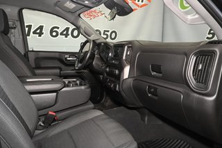 Chevrolet Silverado 1500  2022 à Montréal, Québec - 10 - w320h240px