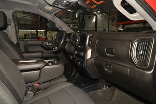 2022 Chevrolet Silverado 1500 in Montreal, Quebec - 10 - w320h240px