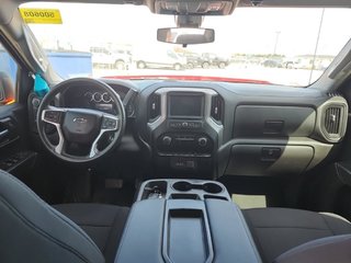 Chevrolet Silverado 1500  2022 à Montréal, Québec - 6 - w320h240px